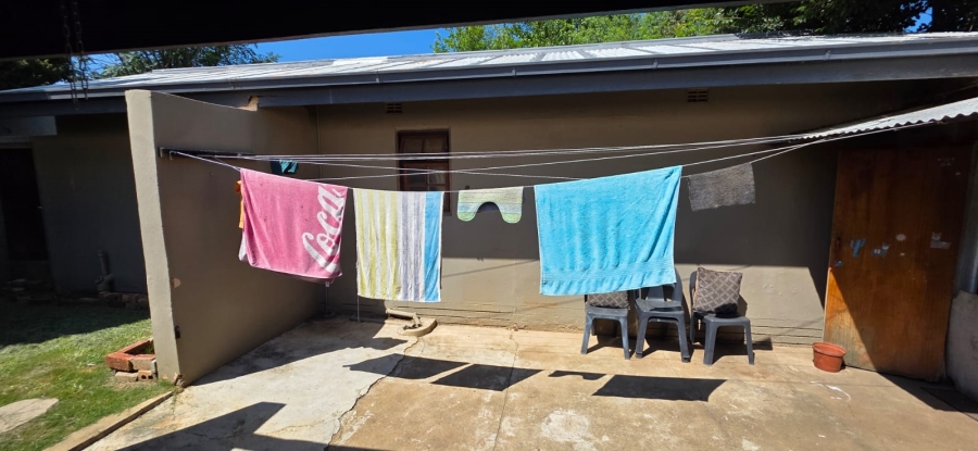 5 Bedroom Property for Sale in Songloed North West